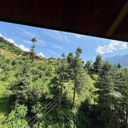 Manuallaya The Resort & Spa Manāli Exteriör bild